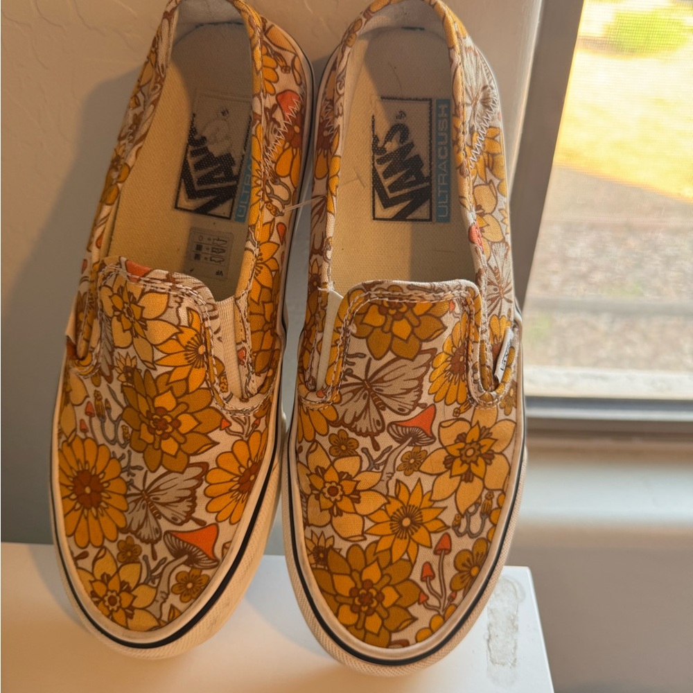 Vans Ultra Cush slip-on sneakers
